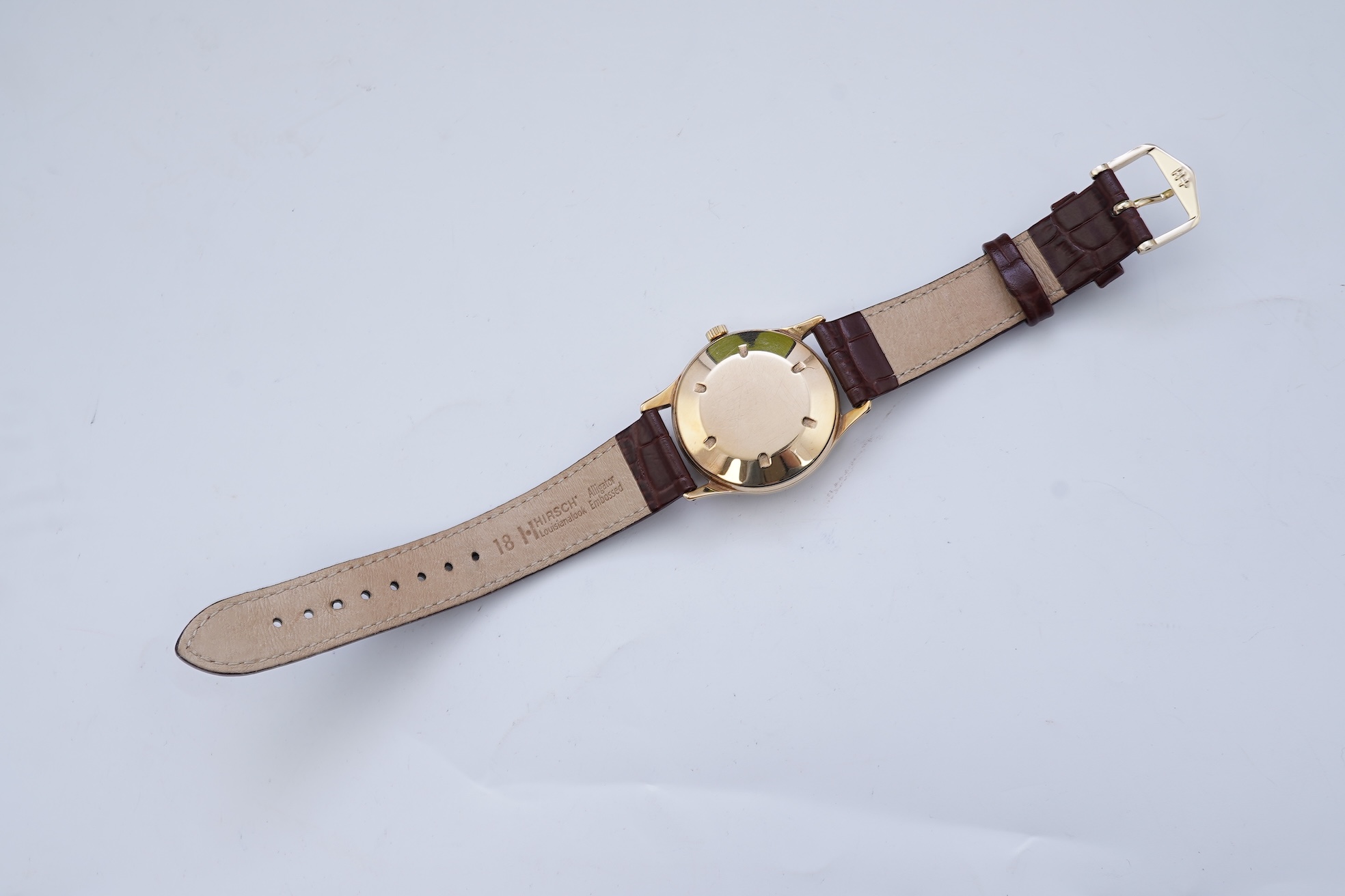 A gentleman's early 1960's 9ct gold Smiths De Luxe manual wind wrist watch